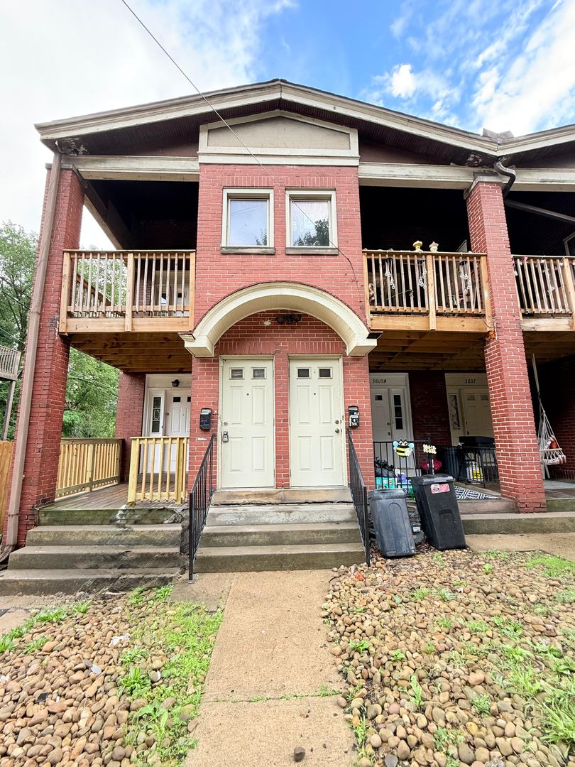 Pittsburgh Apartment: 3805 - 3809 Baytree St