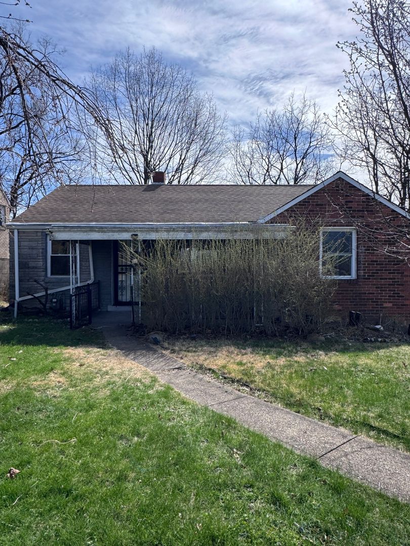 Penn Hills House: 150 Marshall Dr