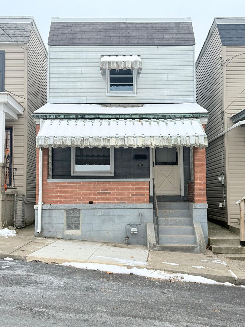 Pittsburgh House: 906 56th st