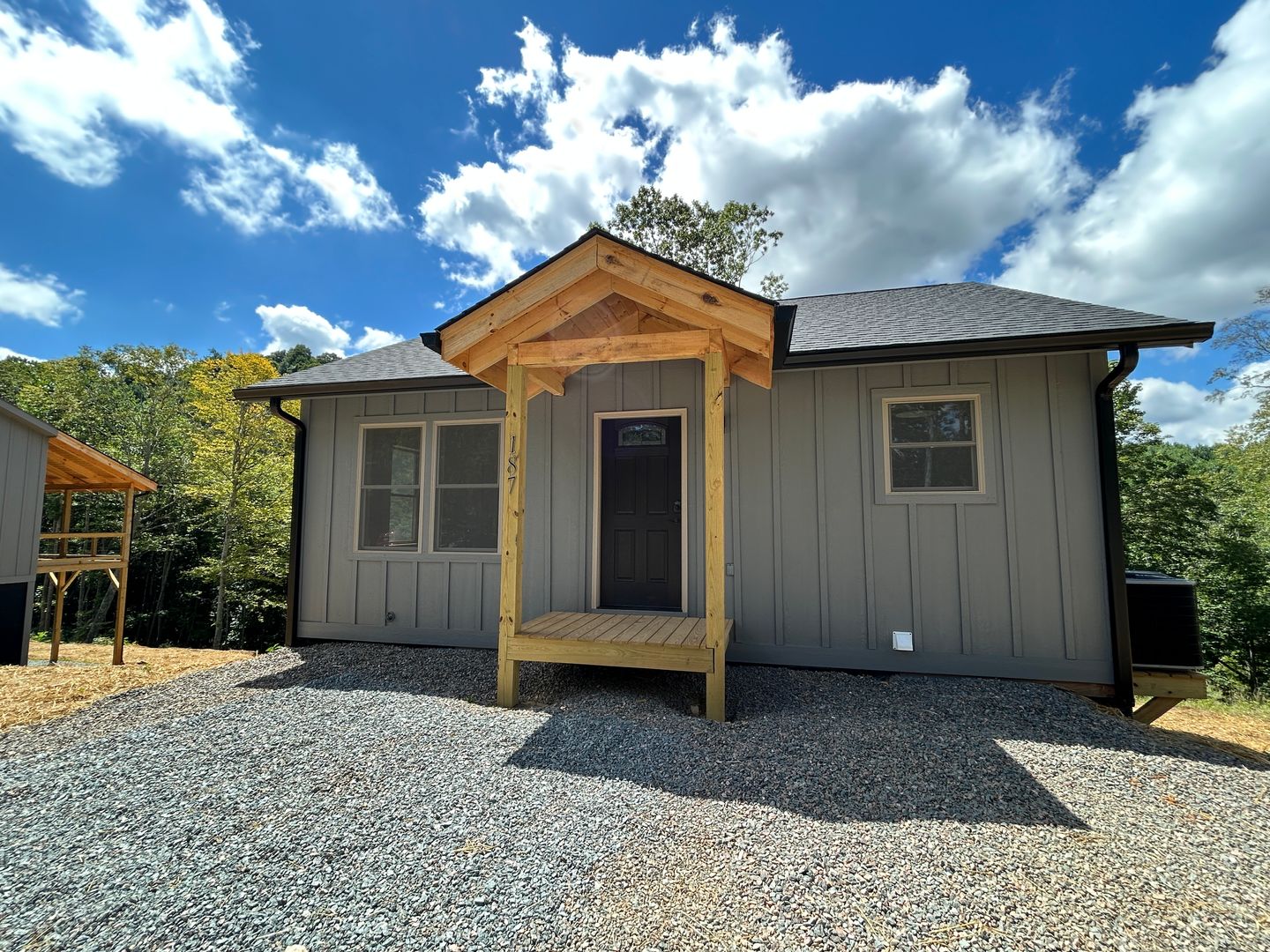 Trade House: 187 Oliver Lane