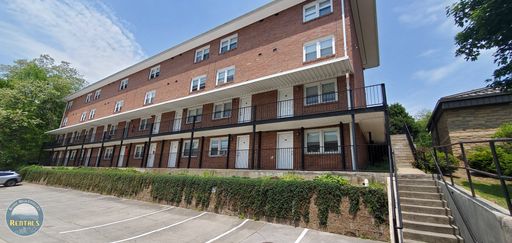 True 1 Bedroom Units Walking Distance to Campus Available for 2026-2027