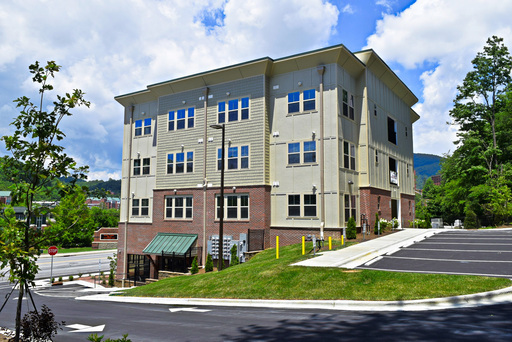 University Overlook -The Laurel: Premier Student Housing! Walk to Campus! – photo 1
