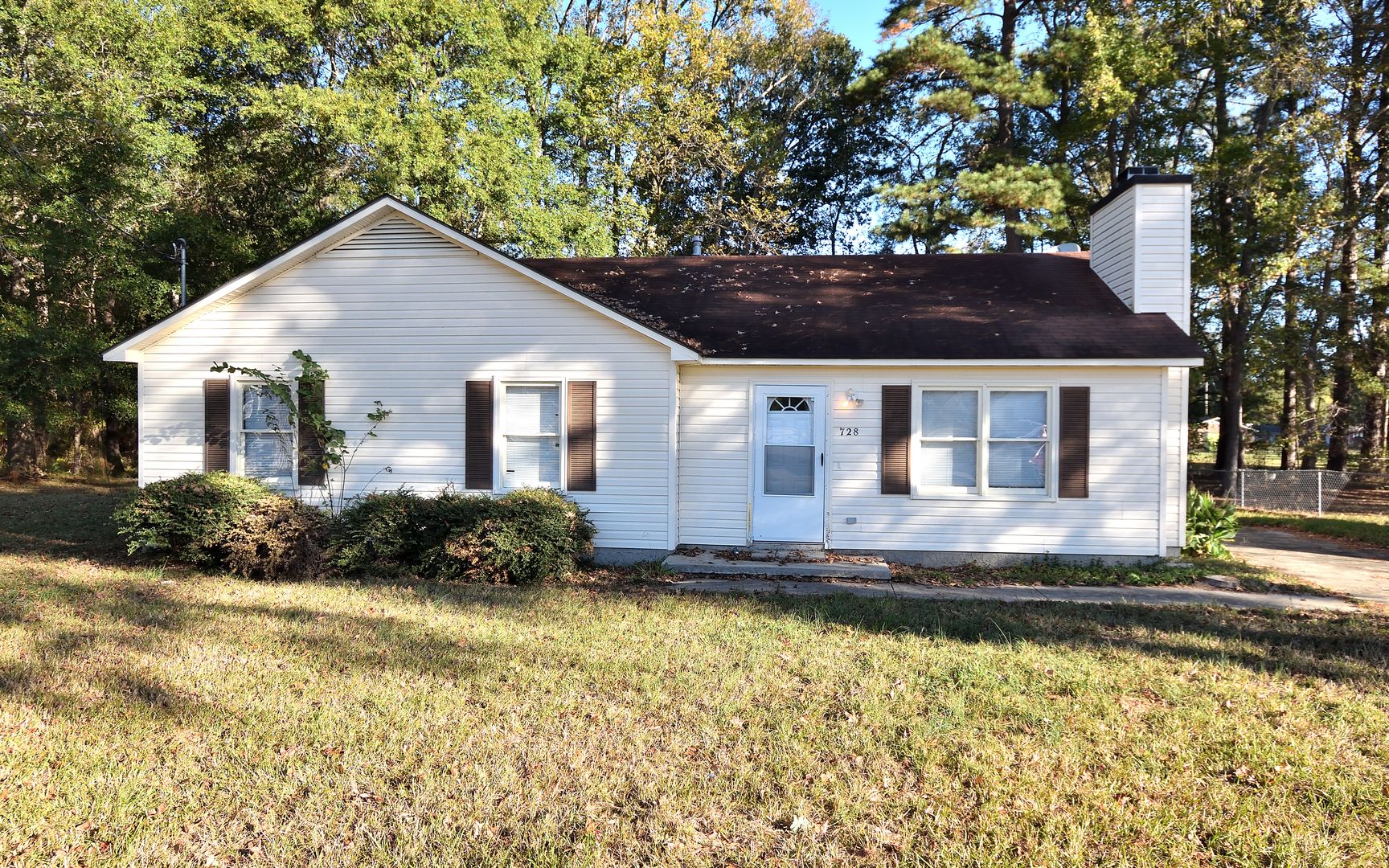 Rocky Mount House: 728 Salisbury Drive