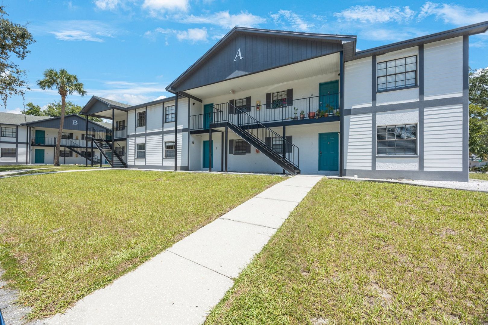 Safety Harbor Apartment: 500 9th Ave S - A2