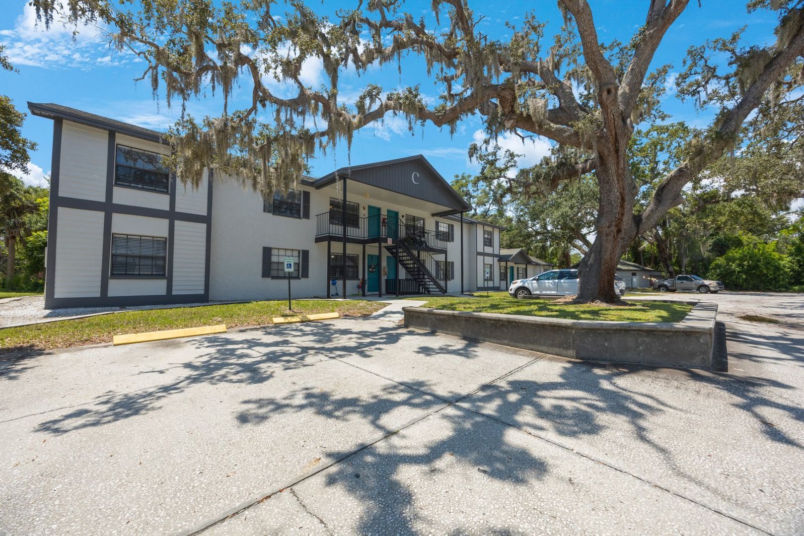 Safety Harbor Apartment: 500 9th Ave S - C4