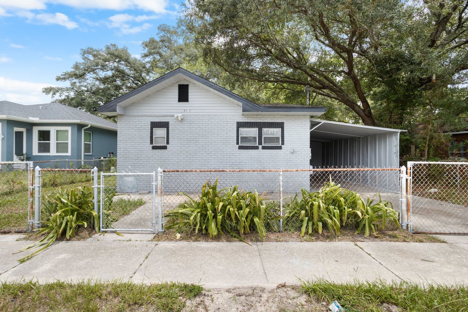Tampa House: 8213 N Elmer St