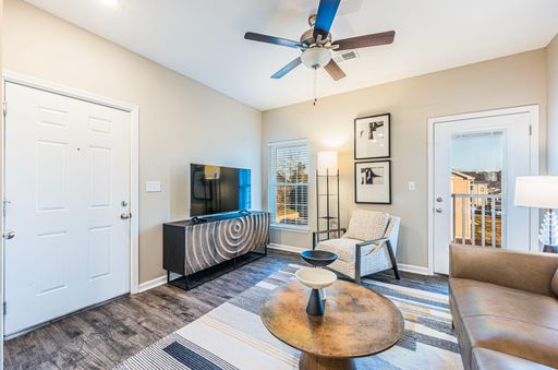 NEW APARTMENTS at 875-C Lynnwood Way – photo 1