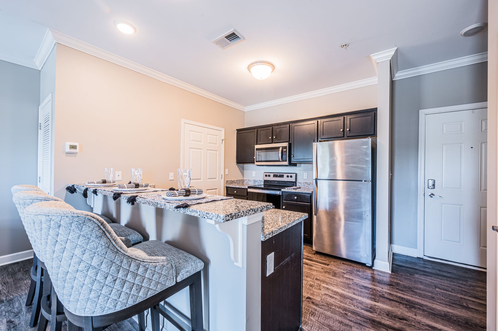 Bowling Green Apartment: 442 Bourbon Street