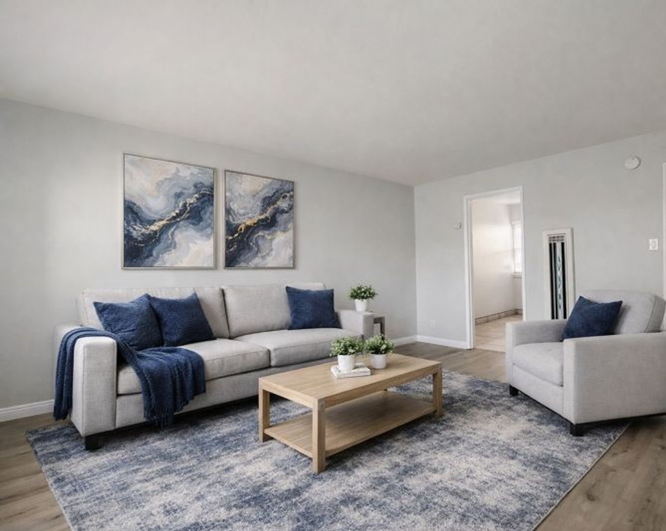 Long Beach Apartment: 445 W 15th Street