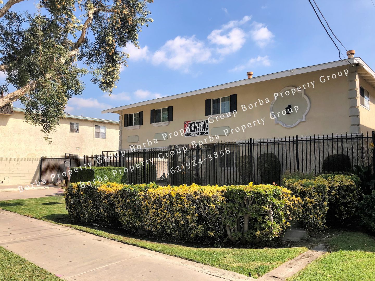Bellflower Apartment: 16206-16208 Eucalyptus Ave.