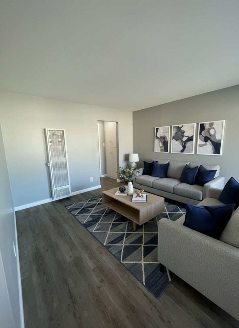 Bellflower Apartment: 16206-16208 Eucalyptus Ave.