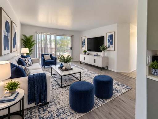 Stunning 2 Bedroom | 2 Bath Upstairs With Balcony & Carport Included** – photo 1