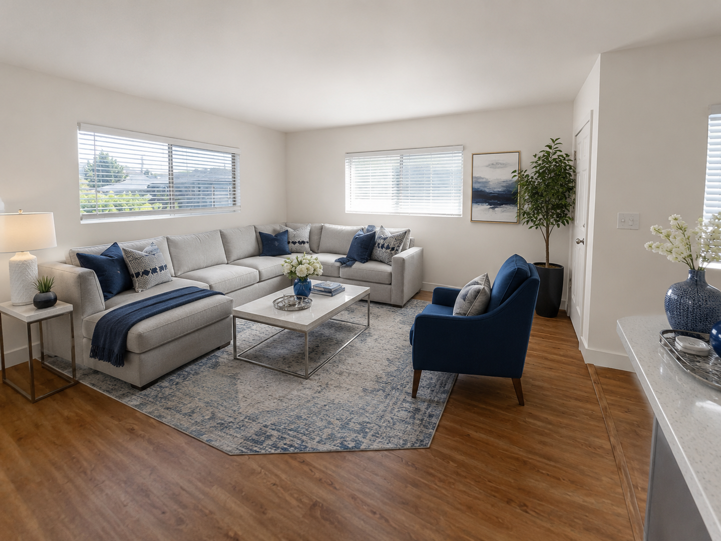 Long Beach Apartment: 4200 - 4212 E 10th St.