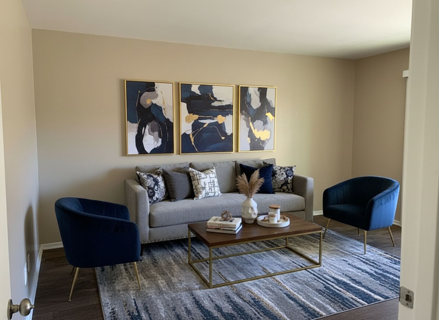 Bellflower Apartment: 14925 Clark Ave