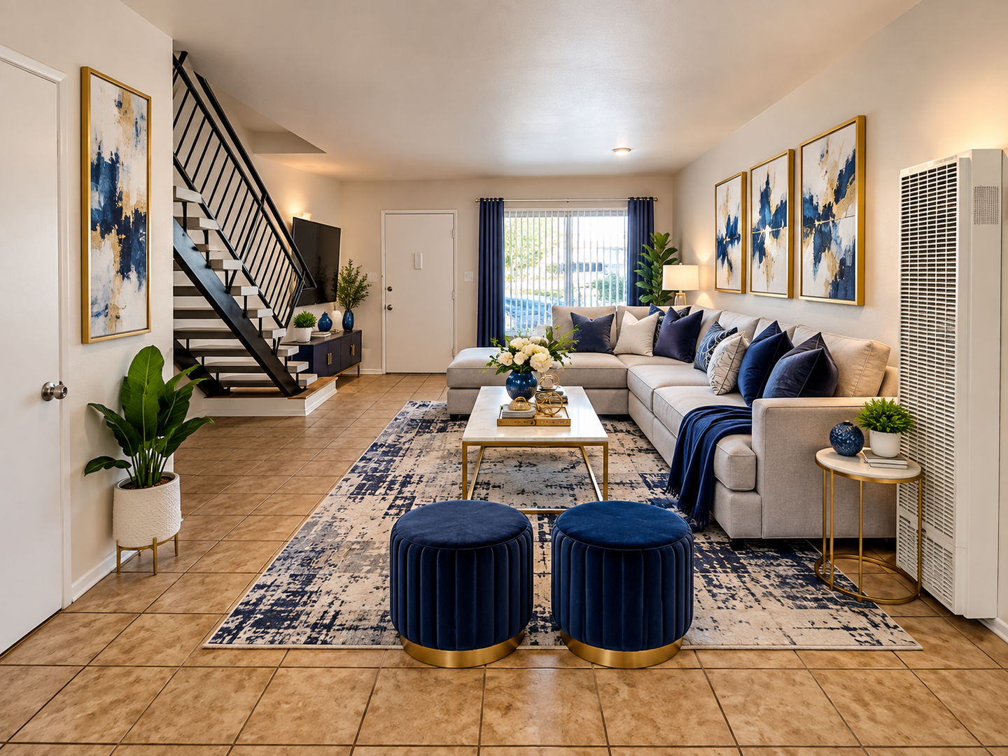 Long Beach Apartment: 1535 Loma Ave.