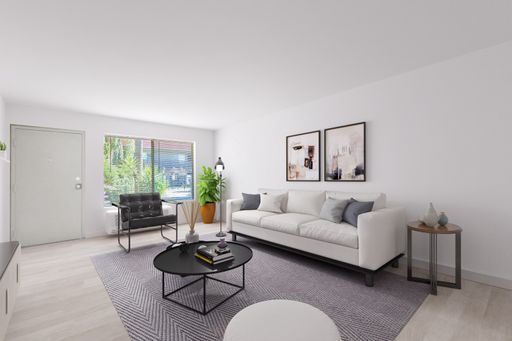Spacious 1BD w/ separate kitchen & CLOSET SPACE! – photo 1