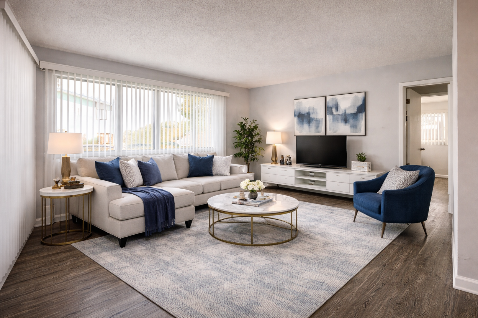 Long Beach Apartment: 560-570 E. 64th St.