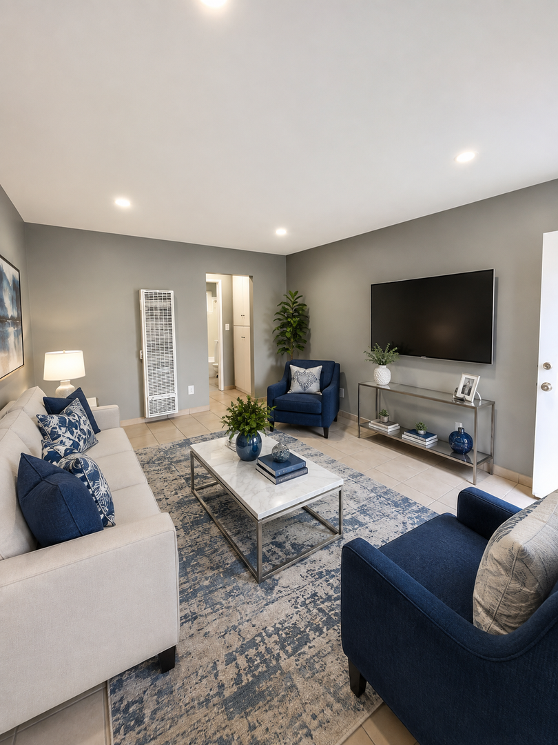 Bellflower Apartment: 16206-16208 Eucalyptus Ave.