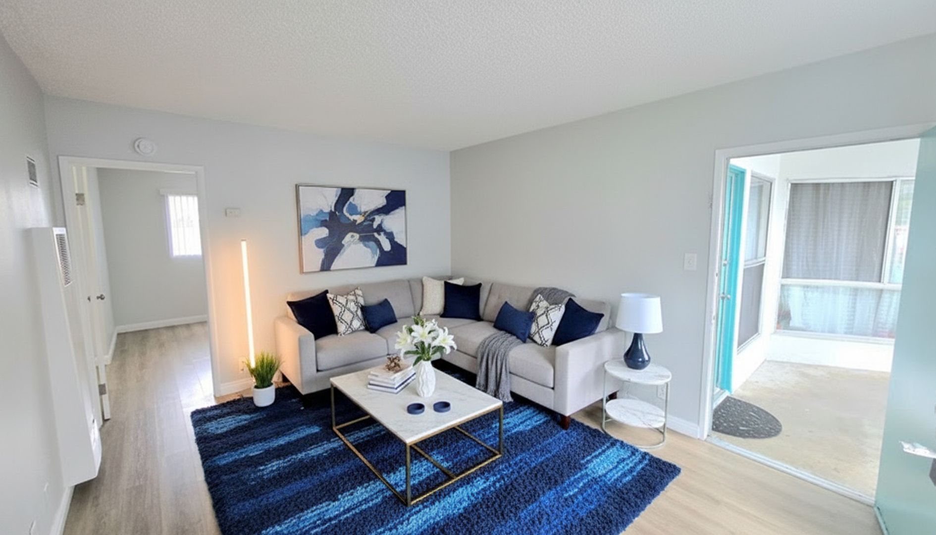 Downey Apartment: 8831 Rosecrans Ave