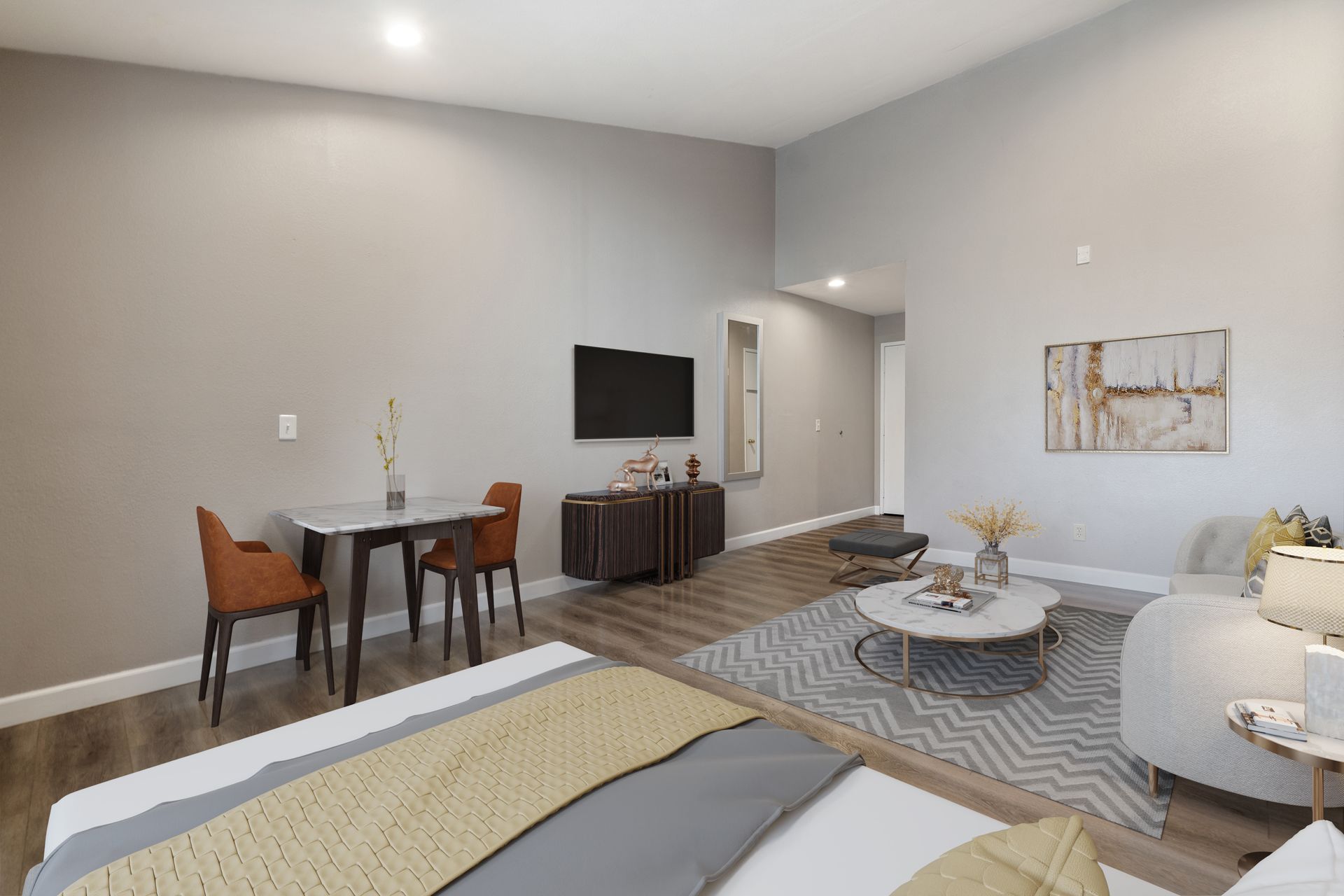 Escondido Apartment: 528 W. Washington Ave,