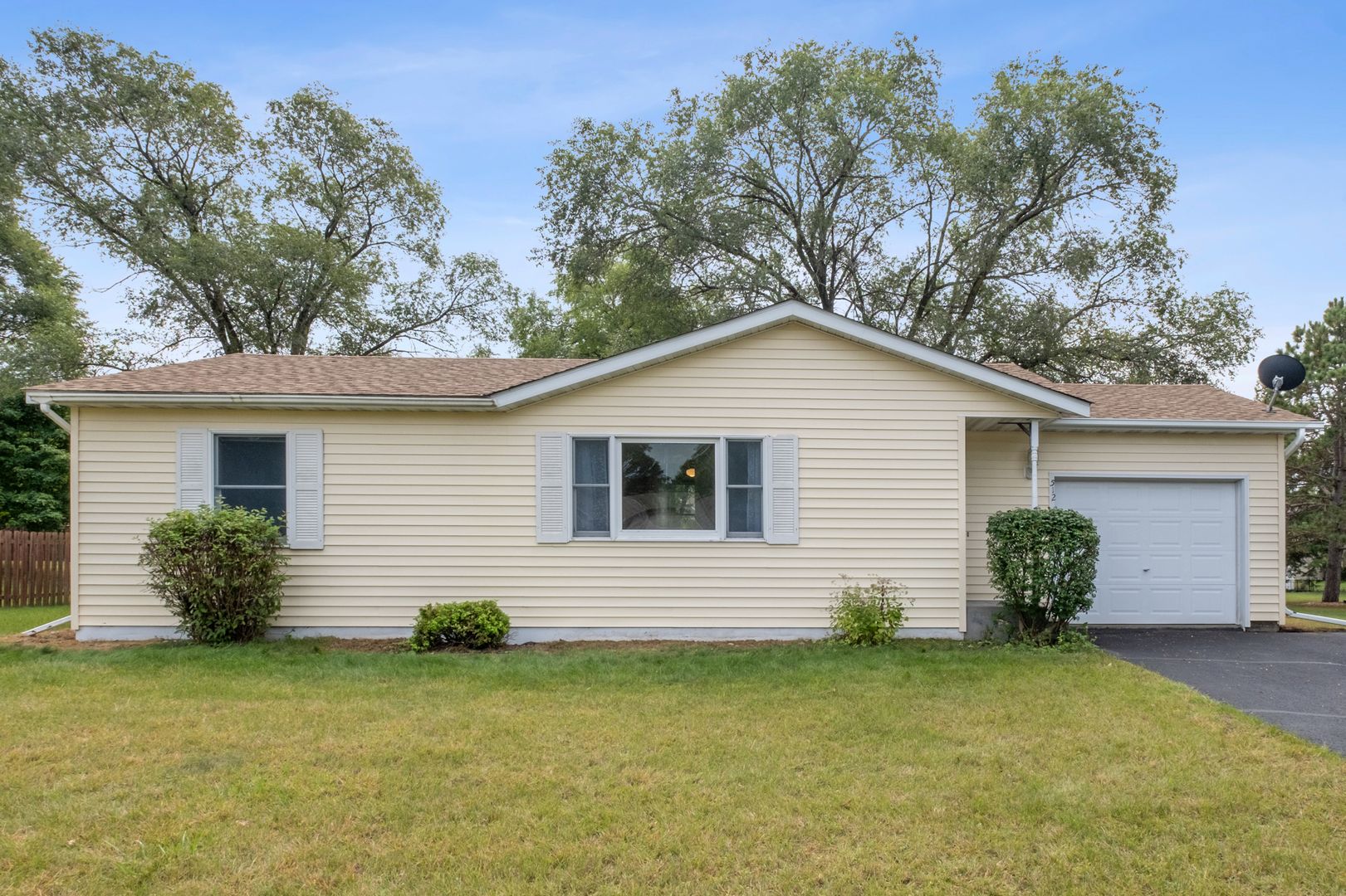 HUDSON House: 512 Sommers Landing Road N