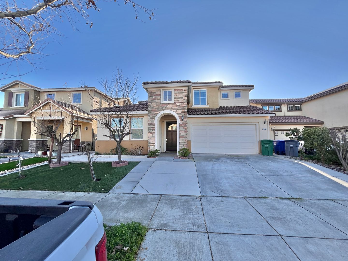 Los Banos House: 1557 Mayweed Dr