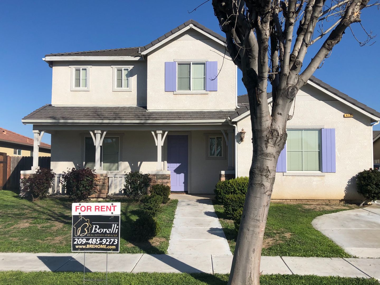 Los Banos House: 416 Morena Dr.