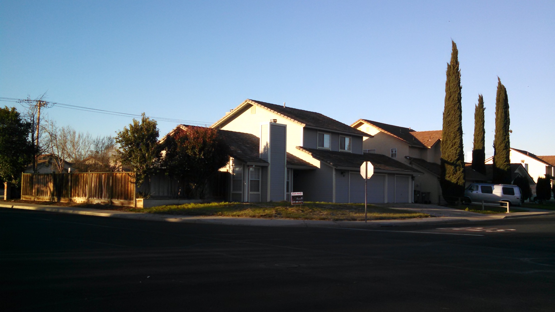 Los Banos House: 657 Kirkwood Ct.