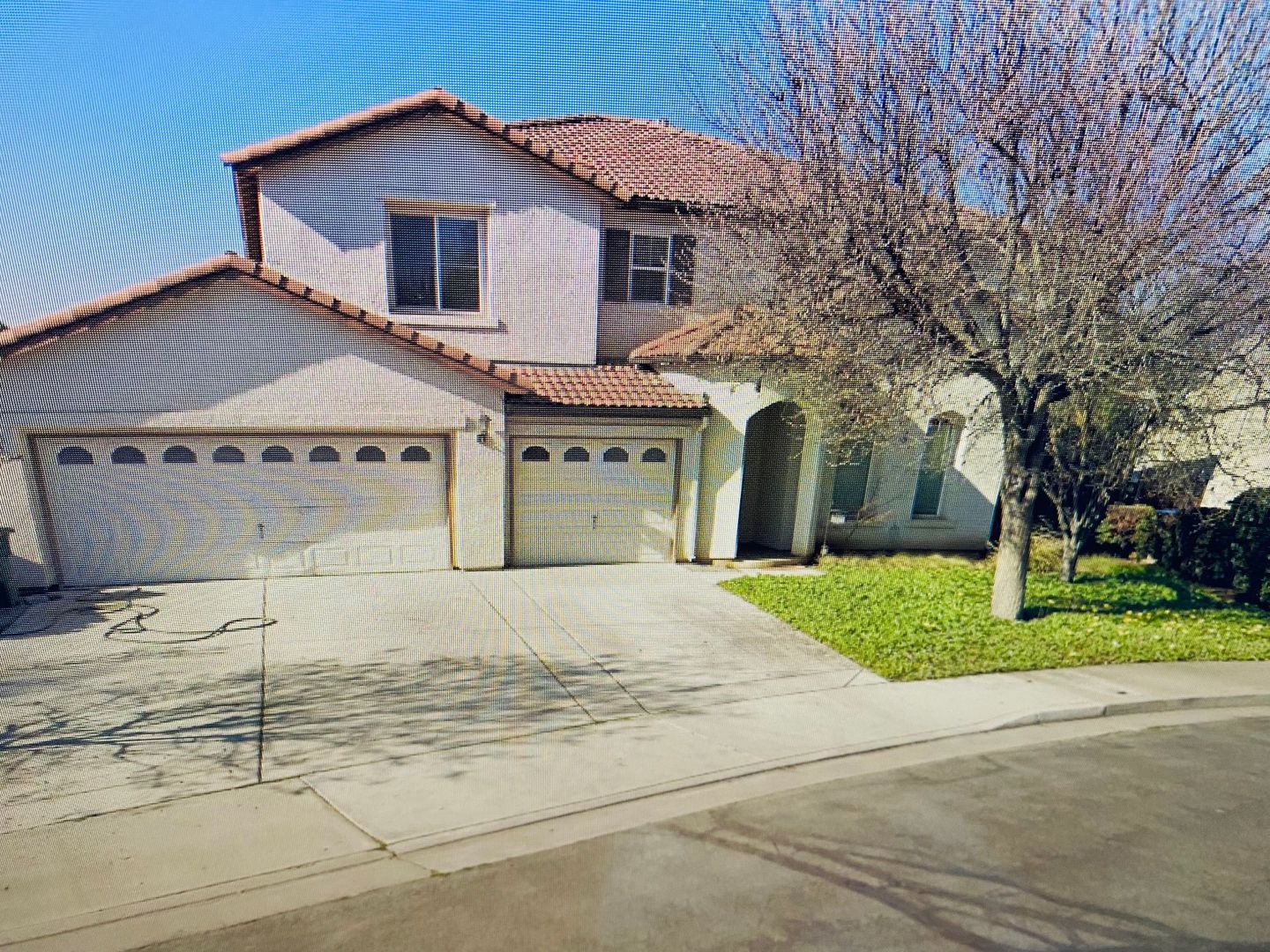 Los Banos House: 1946 Rainier Dr