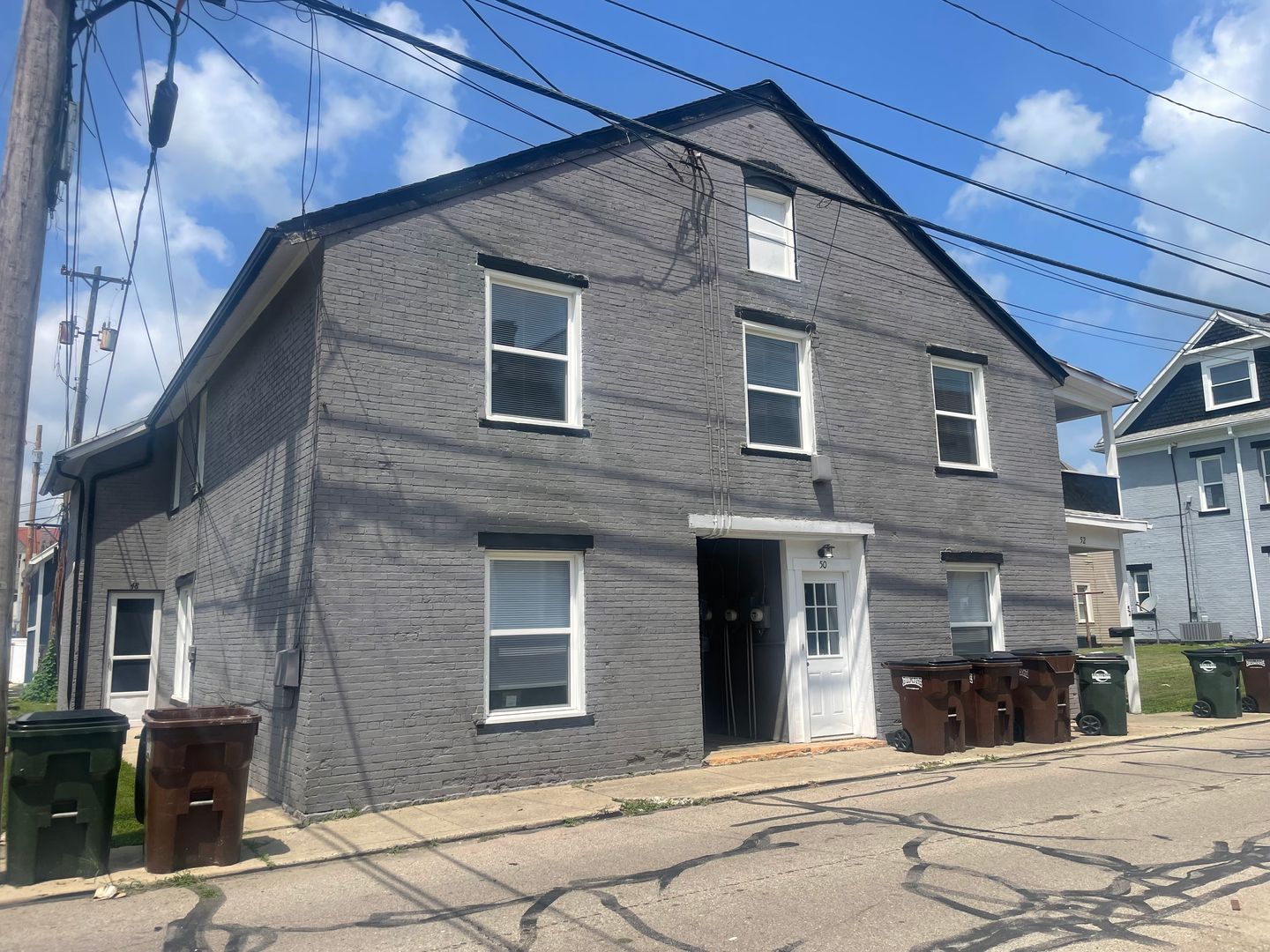 Xenia Apartment: 48-52 N. Collier Street