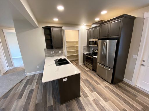 901 South 72nd Ave – photo 1