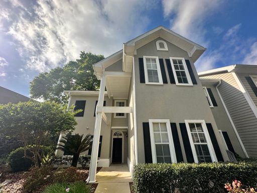 Spacious 2BR/2BA Ground Floor Condo with Golf Course Views – Pool & Gym Access! – photo 1