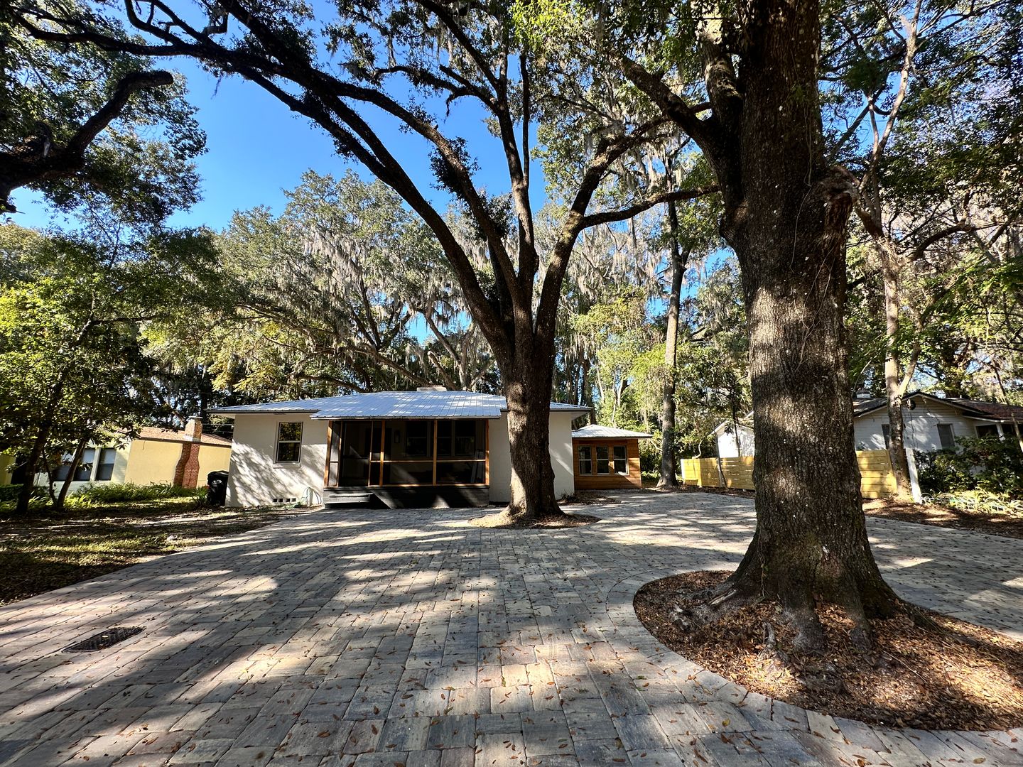 Gainesville House: 204 NW 25th Street