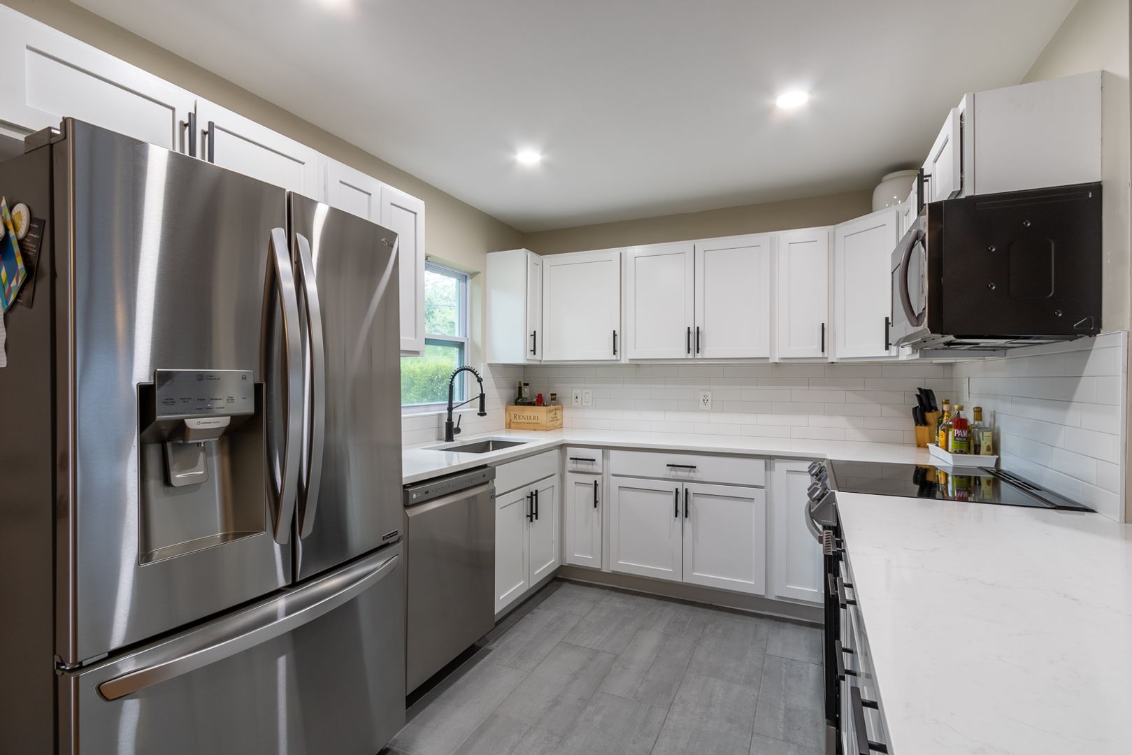 414 NW 36th St. 1 of 12