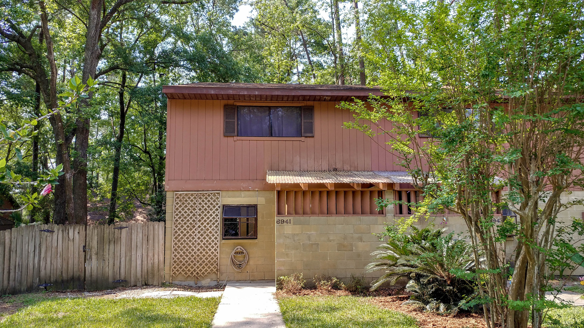 Gainesville House: 6941 SW 45th Avenue