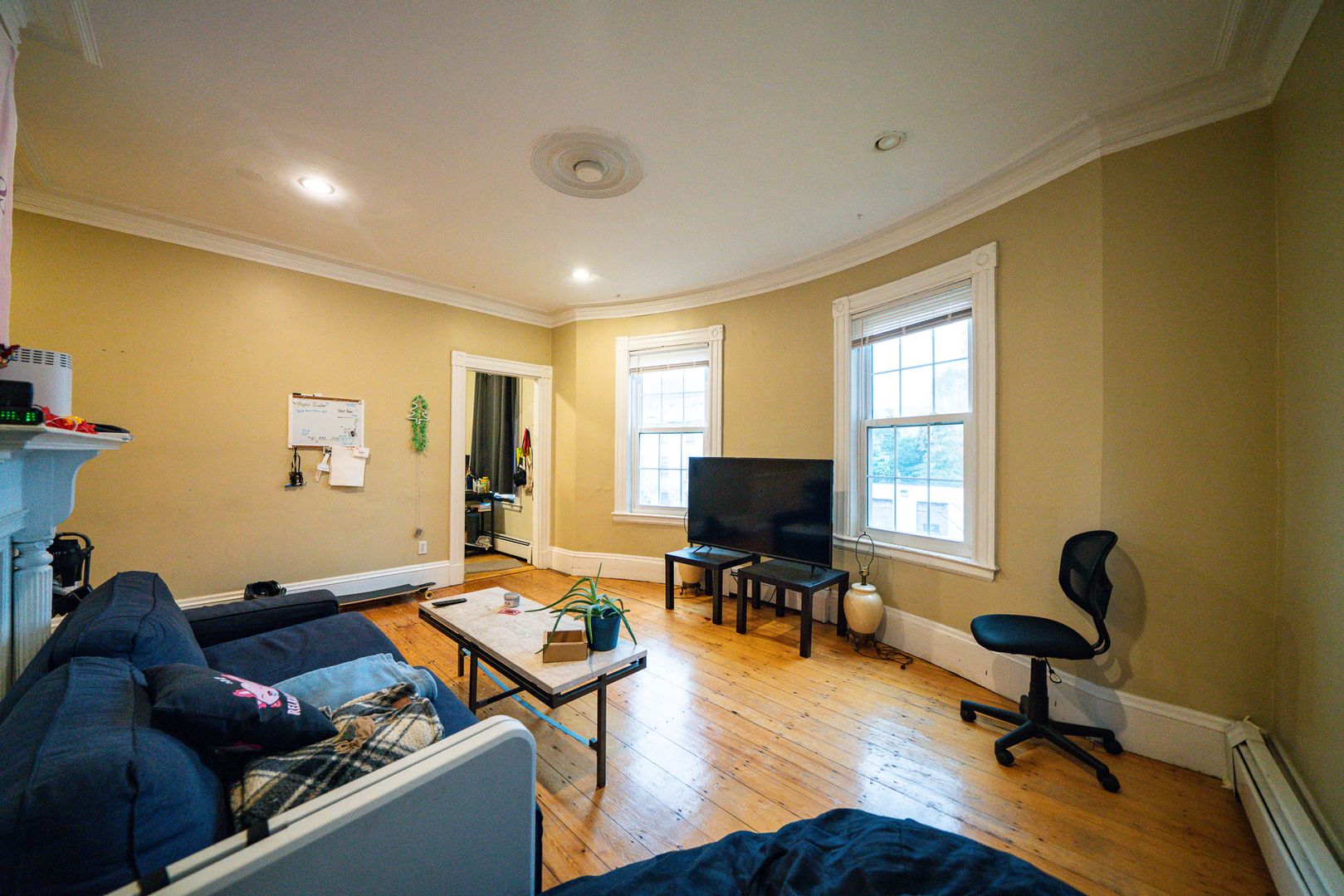 Boston Apartment: 133 St Alphonsus St