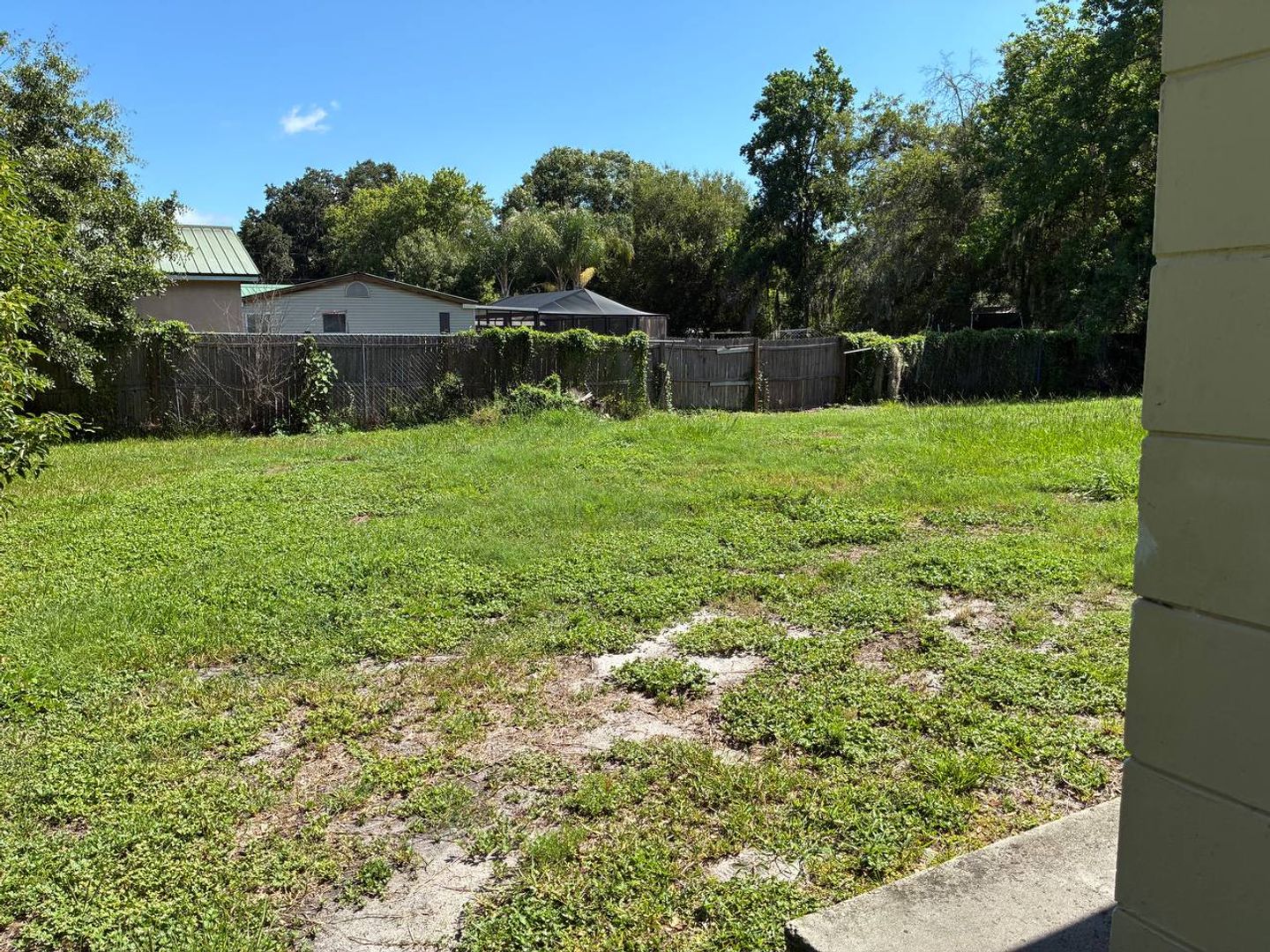 Lakeland Apartment: 7618 Chase Rd