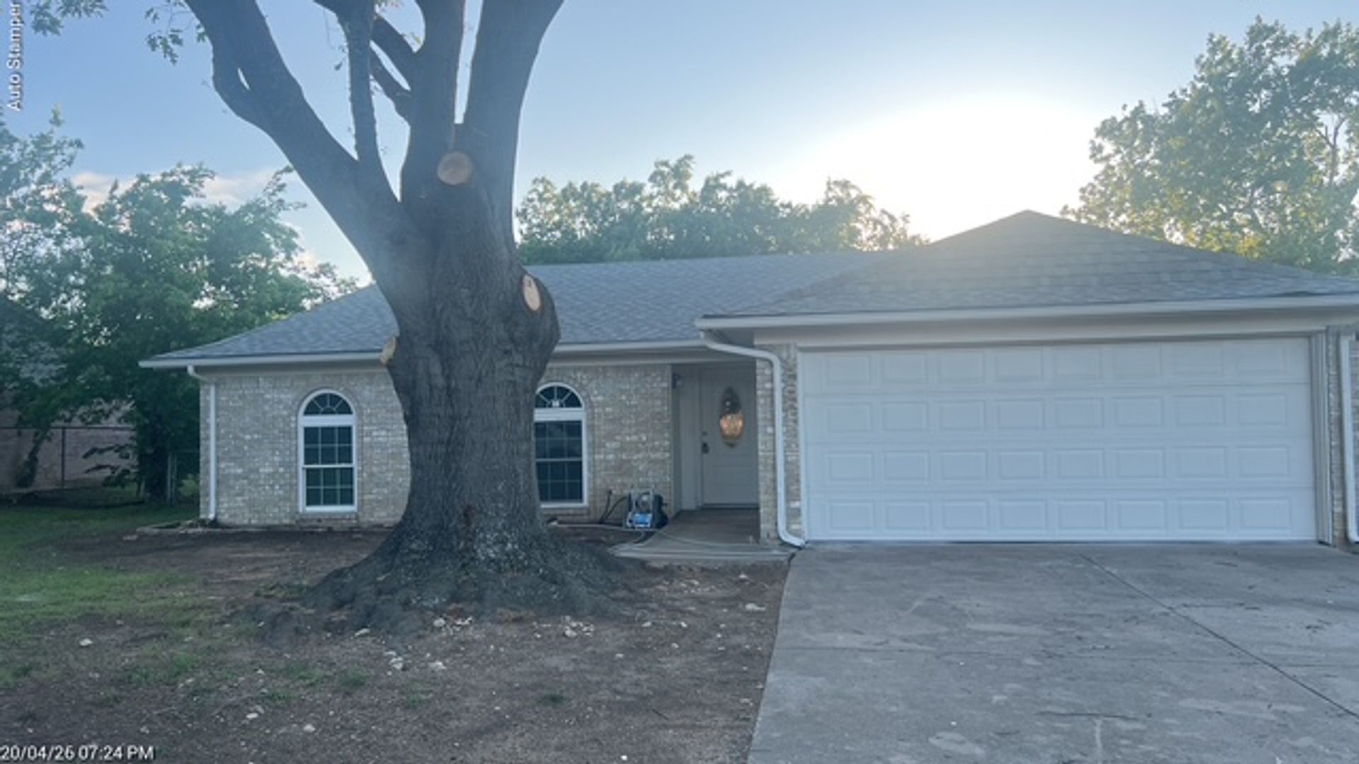 Crowley House: 405 Bryan Dr