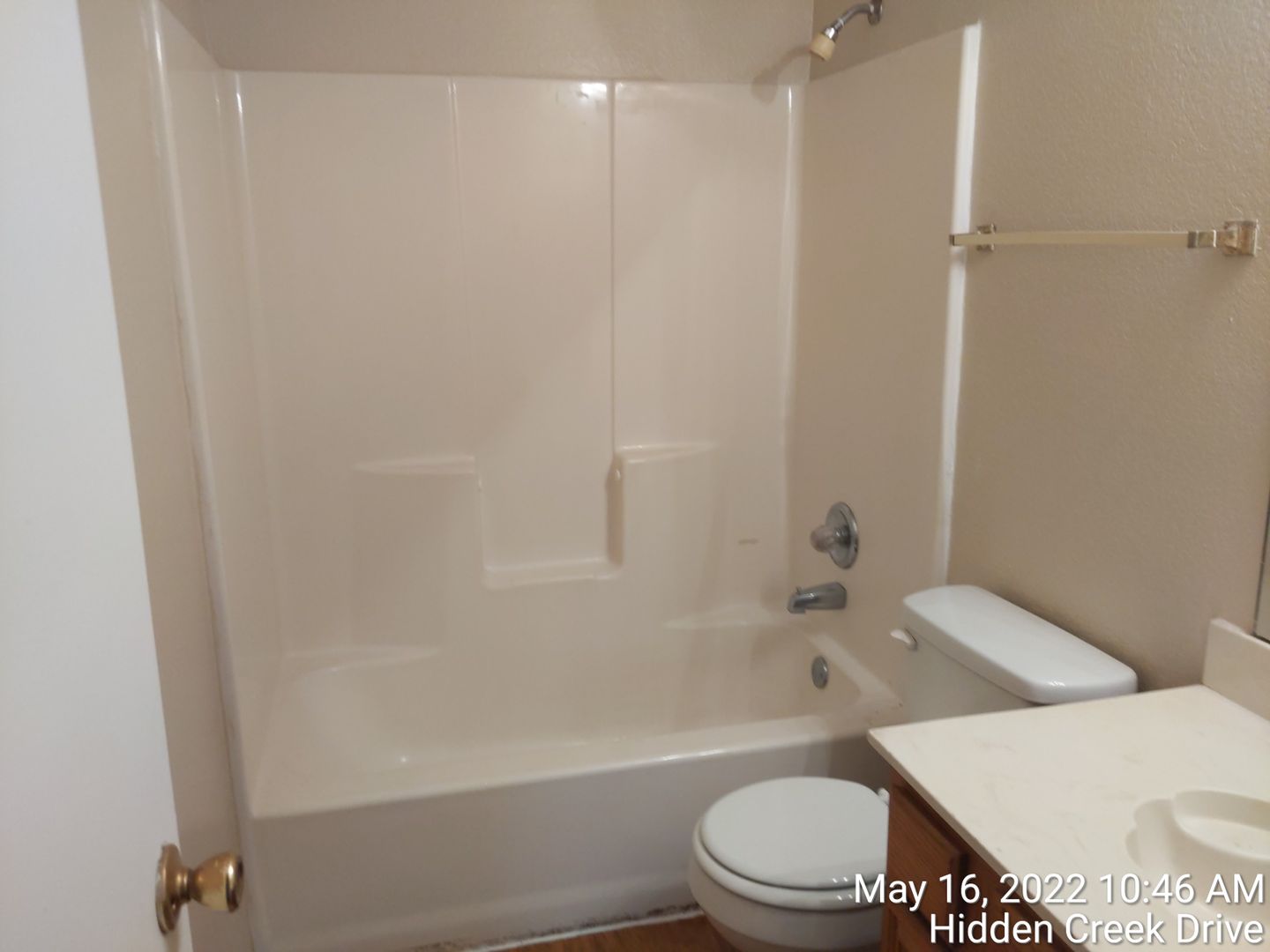 1200 Hidden Creek Dr 2 of 12