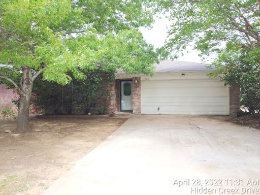 1200 Hidden Creek – photo 1