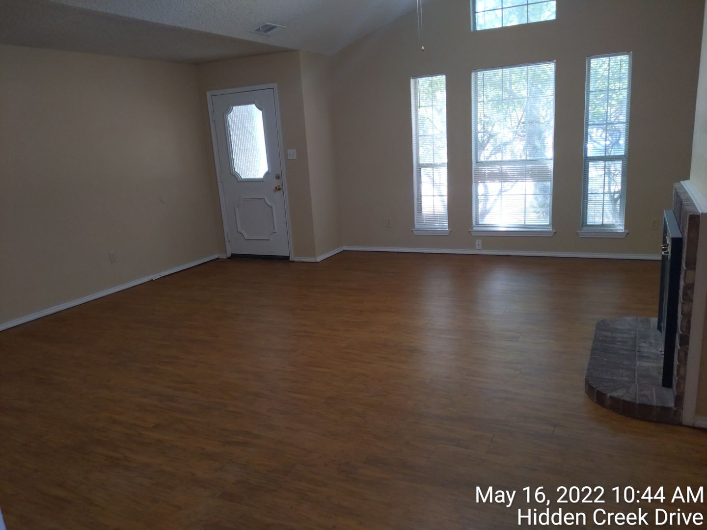 1200 Hidden Creek Dr 7 of 12