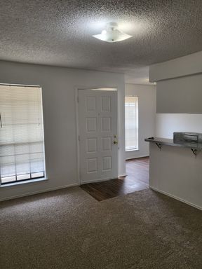 1209 Avondale Unit C, Arlington, TX 76011 – photo 1