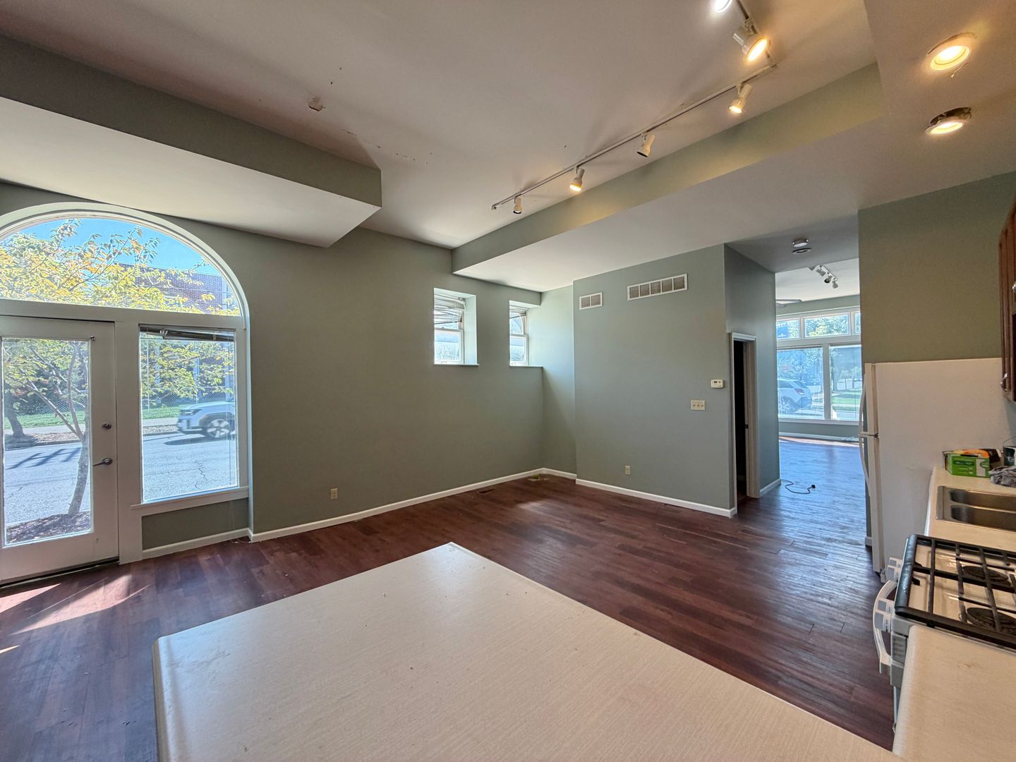 St. Louis Apartment: 3901 Folsom Ave