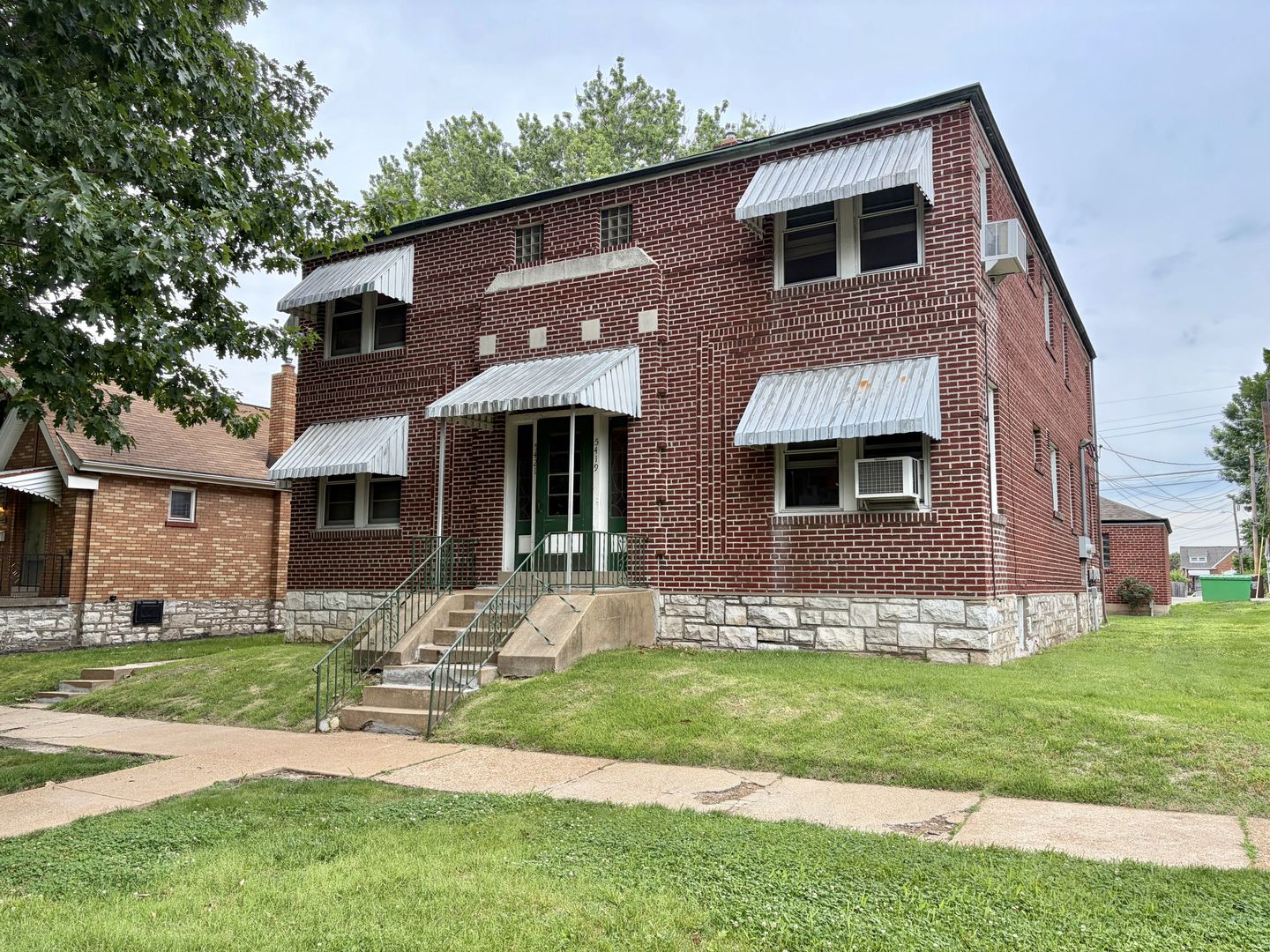 Saint Louis Apartment: 5419 Loughborough Ave