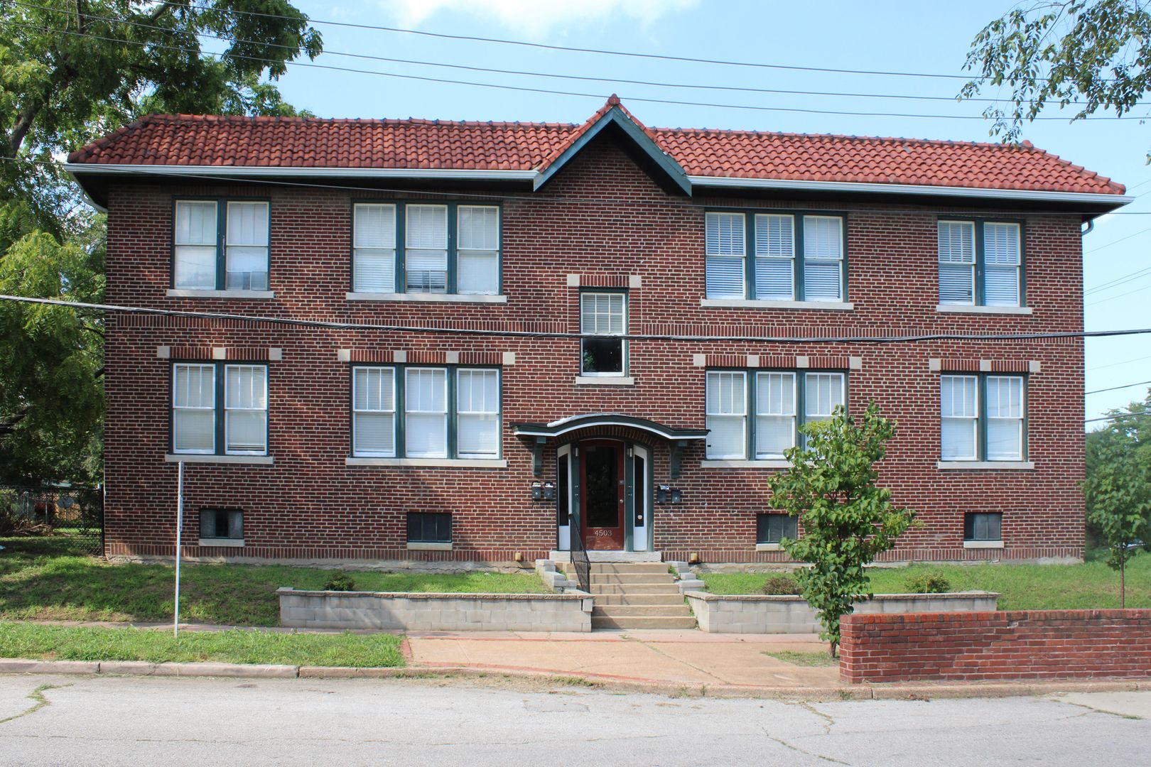 St. Louis Apartment: 4501 Wichita Ave