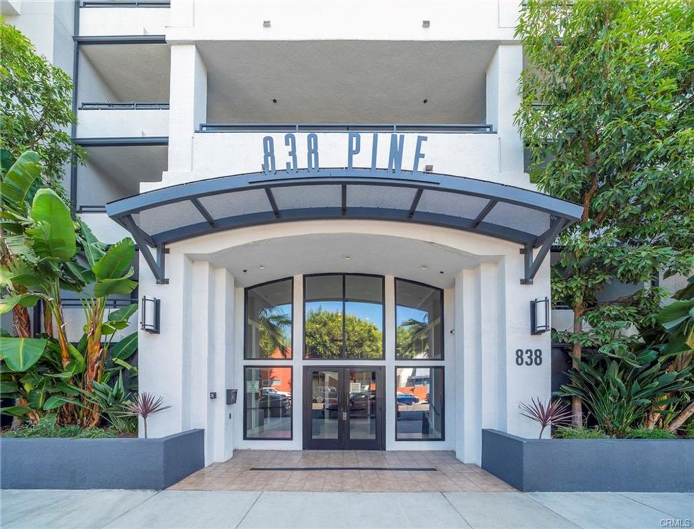 Long Beach House: 838 Pine Ave