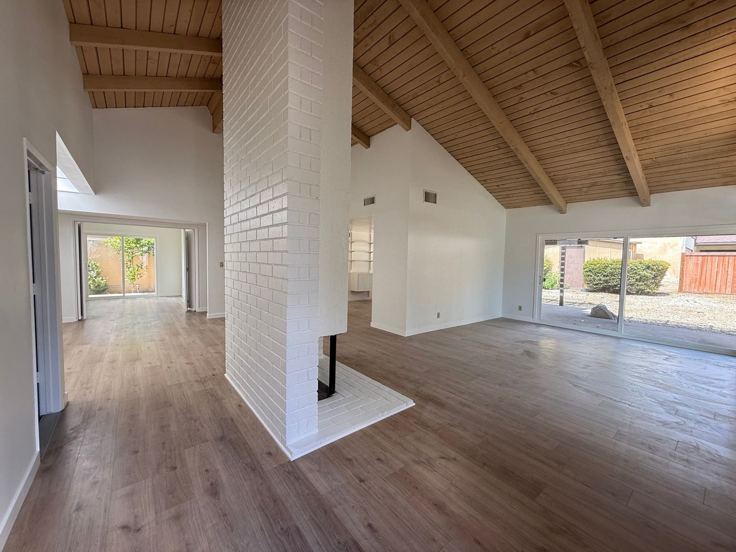 Lake Forest House: 24621 Overlake Dr.