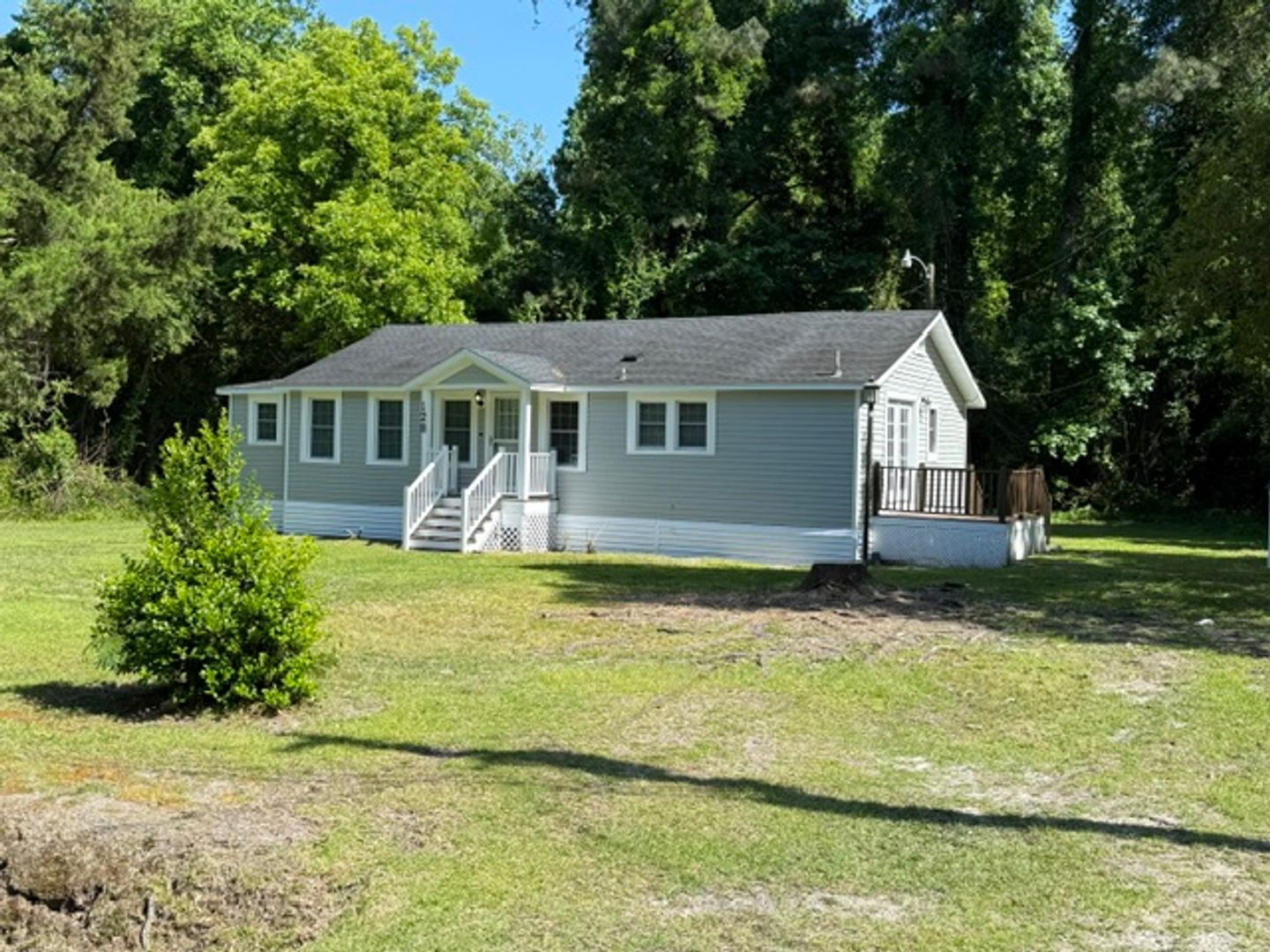 Burgaw House: 128 Peterson Hill Ave