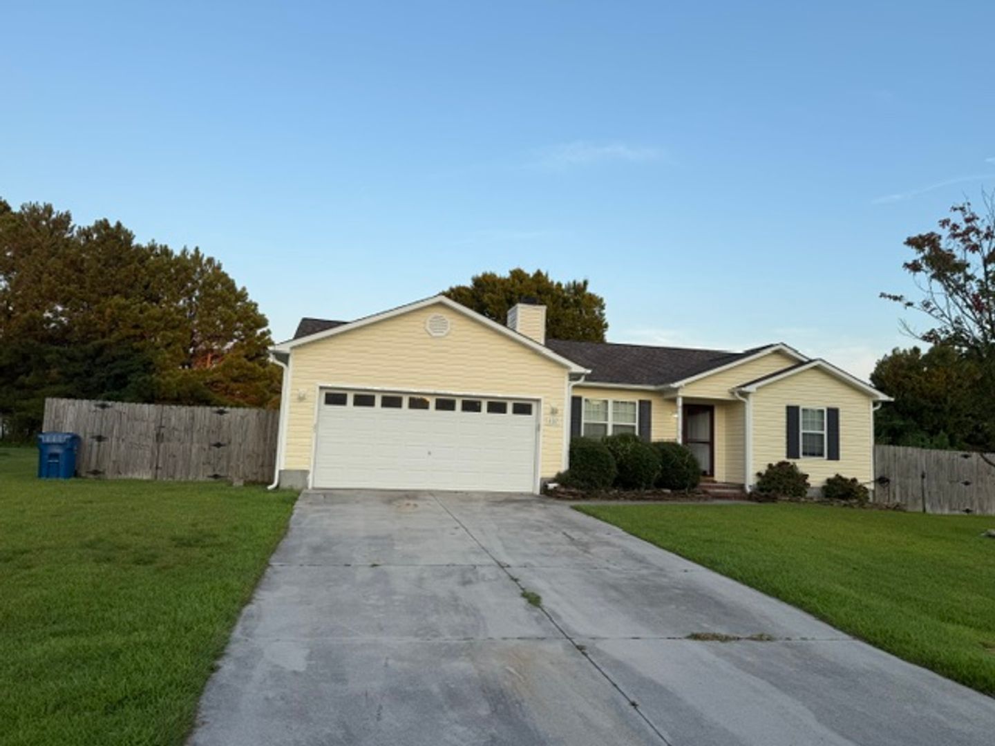 Sneads Ferry House: 407 S Grazing Ct
