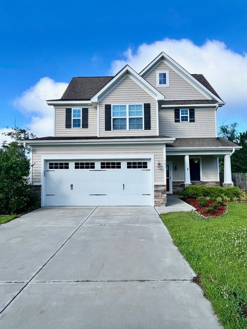 Holly Ridge House: 157 Mardella Way